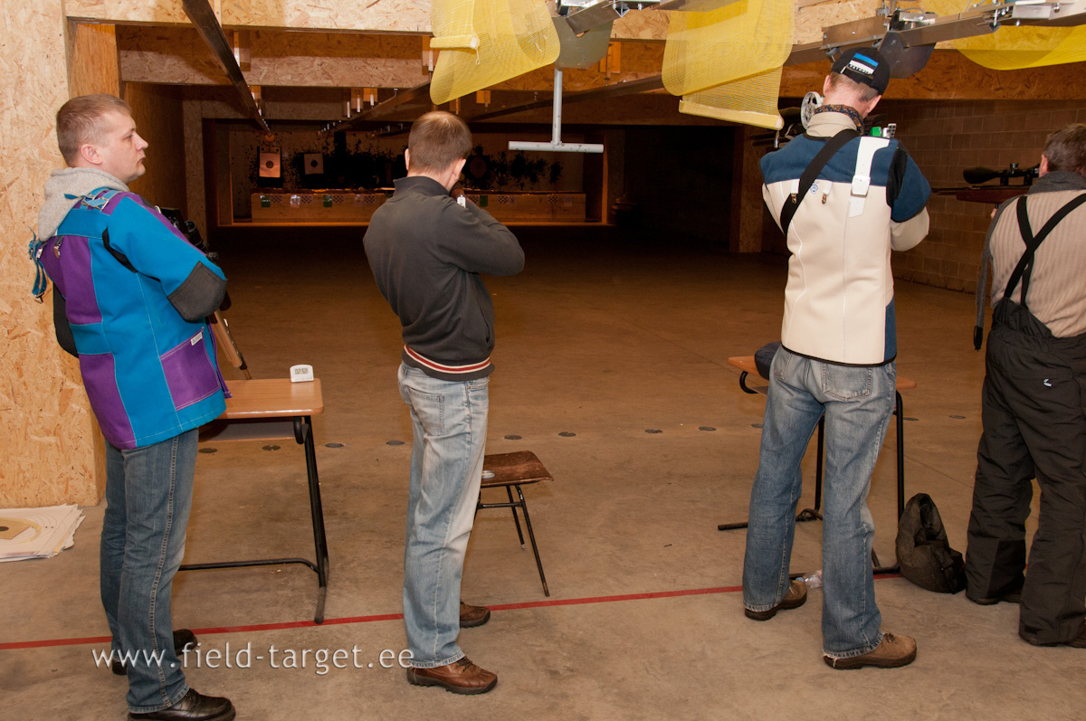FT laskurite selga on tekkimas 10 m laskurite vestid või joped